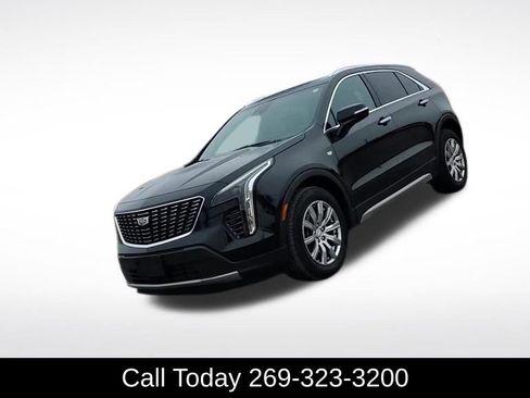 Used 2021 Cadillac XT4 Premium Luxury w/ Cold Weather Package image 2