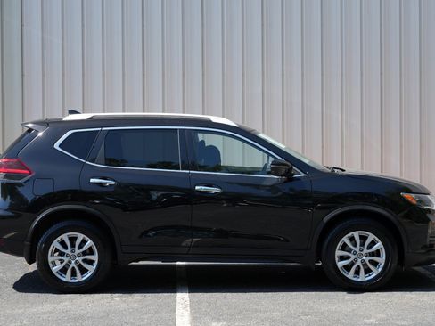 Used 2018 Nissan Rogue SV w/ Premium Package AWD/4WD image 48