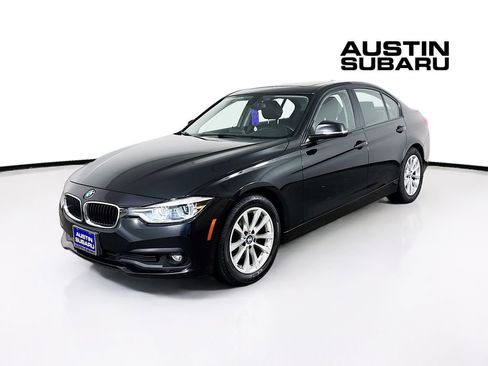 Used 2018 BMW 320i Sedan image 3