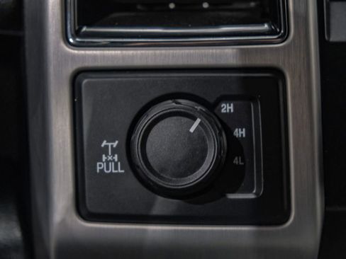 Used 2019 Ford F250 Platinum w/ Platinum Ultimate Package AWD/4WD image 29