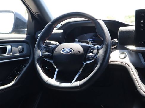 Used 2025 Ford Explorer ST-Line w/ Premium Package RWD image 26