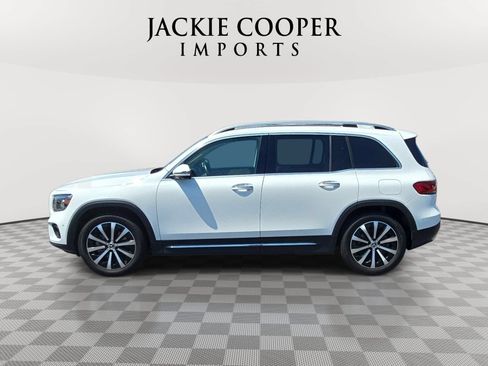 Used 2020 Mercedes-Benz GLB 250 4MATIC image 8