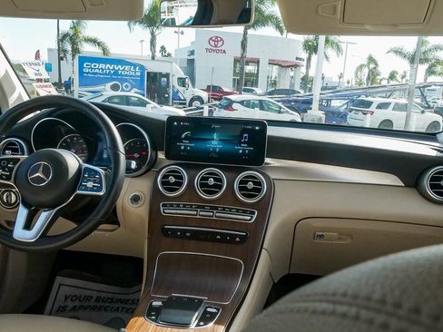 Used 2020 Mercedes-Benz GLC 300 GLC 300 image 12