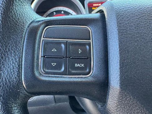 Used 2020 Dodge Journey SE w/ Blacktop Package image 12