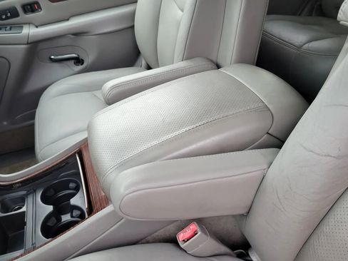 Used 2003 Cadillac Escalade AWD image 24