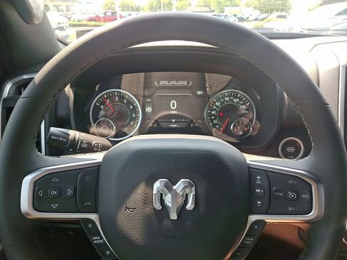Used 2025 RAM 1500 Big Horn AWD/4WD image 19
