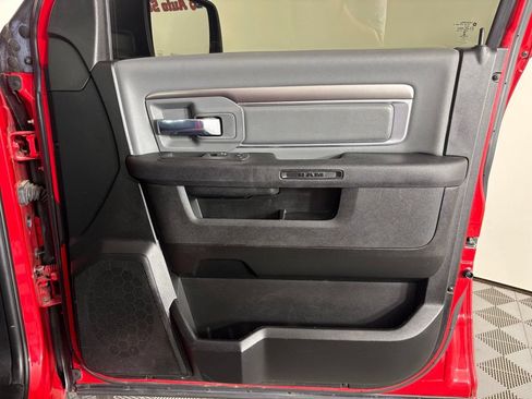 Used 2022 RAM 1500 Classic SLT RWD image 30