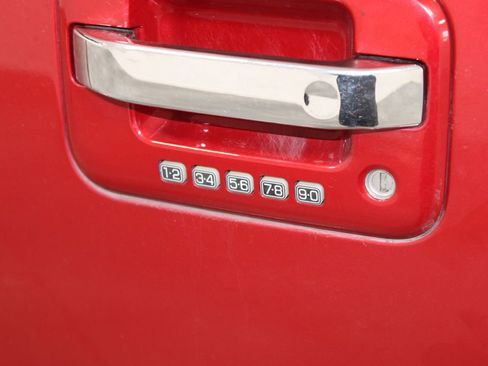 Used 2010 Ford F150 Lariat image 18