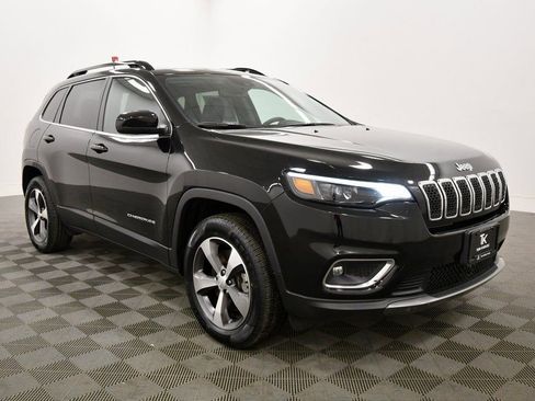 Used 2022 Jeep Cherokee Limited w/ Mopar Interior Package image 9