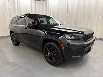 Used 2023 Jeep Grand Cherokee L Laredo
