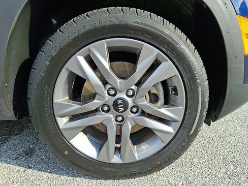 Used 2021 Kia Seltos S AWD/4WD image 8