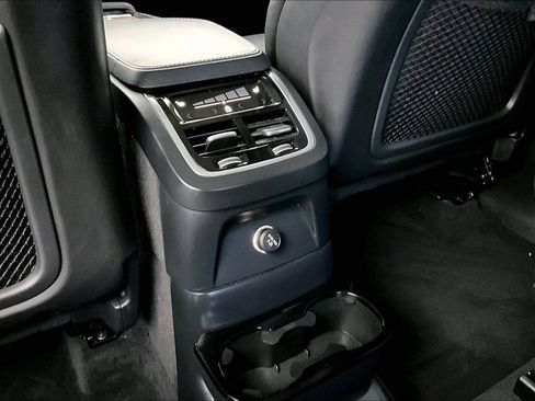 Used 2020 Volvo XC90 T8 Inscription w/ Protection Package Premier AWD/4WD image 30