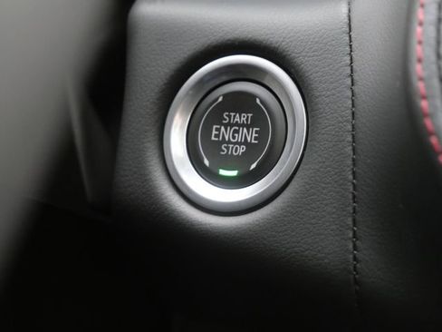 Used 2022 Chevrolet Suburban RST w/ Luxury Package AWD/4WD image 29