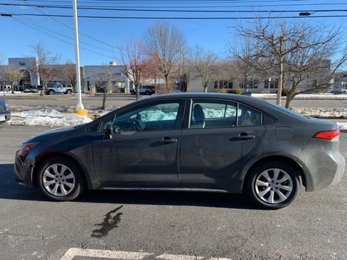 Certified 2025 Toyota Corolla LE image 8
