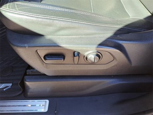 Used 2020 Chevrolet Silverado 1500 LTZ w/ LTZ Plus Package image 23