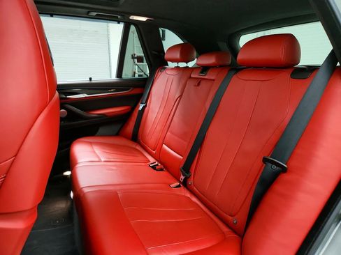 Used 2017 BMW X5 M image 25