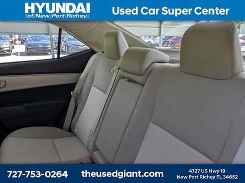 Used 2015 Toyota Corolla LE FWD image 14