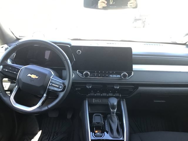 Used 2024 Chevrolet Colorado LT w/ LT Convenience Package II RWD image 12