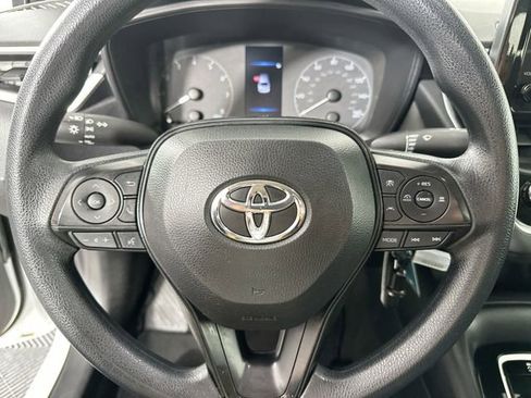 Used 2024 Toyota Corolla LE image 18