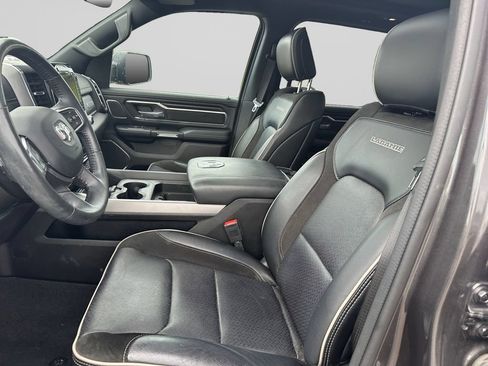 Used 2024 RAM 1500 Laramie AWD/4WD image 10