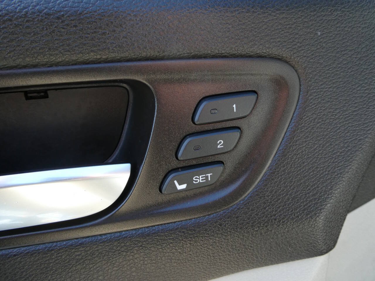 Used 2018 Acura MDX SH-AWD image 26