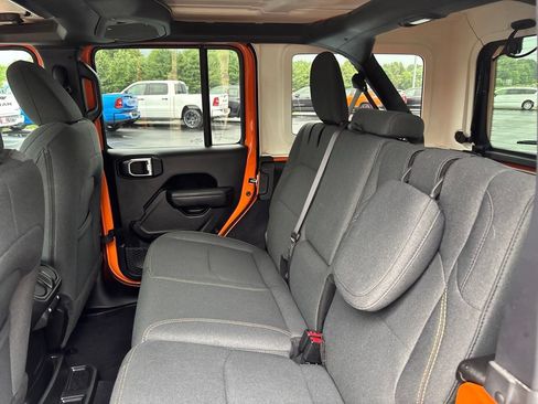 Used 2025 Jeep Wrangler Unlimited Sport S 4xe AWD/4WD image 24