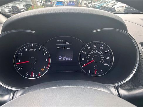 Used 2016 Kia Forte LX w/ LX Popular Plus Package FWD image 26