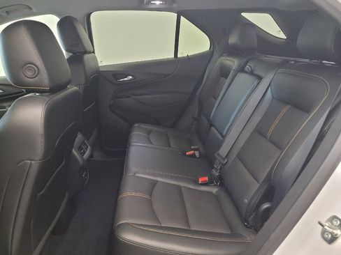 Used 2024 Chevrolet Equinox Premier AWD/4WD image 18