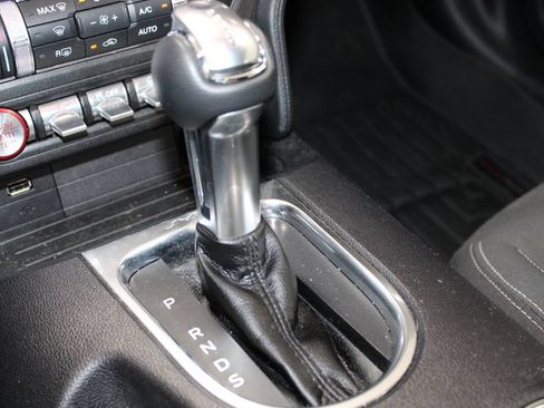 Used 2020 Ford Mustang Coupe w/ Equipment Group 101A RWD image 26