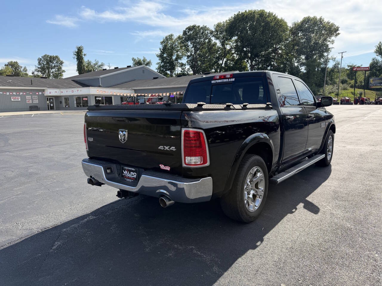 Used 2014 RAM 1500 Laramie w/ Convenience Group AWD/4WD image 5