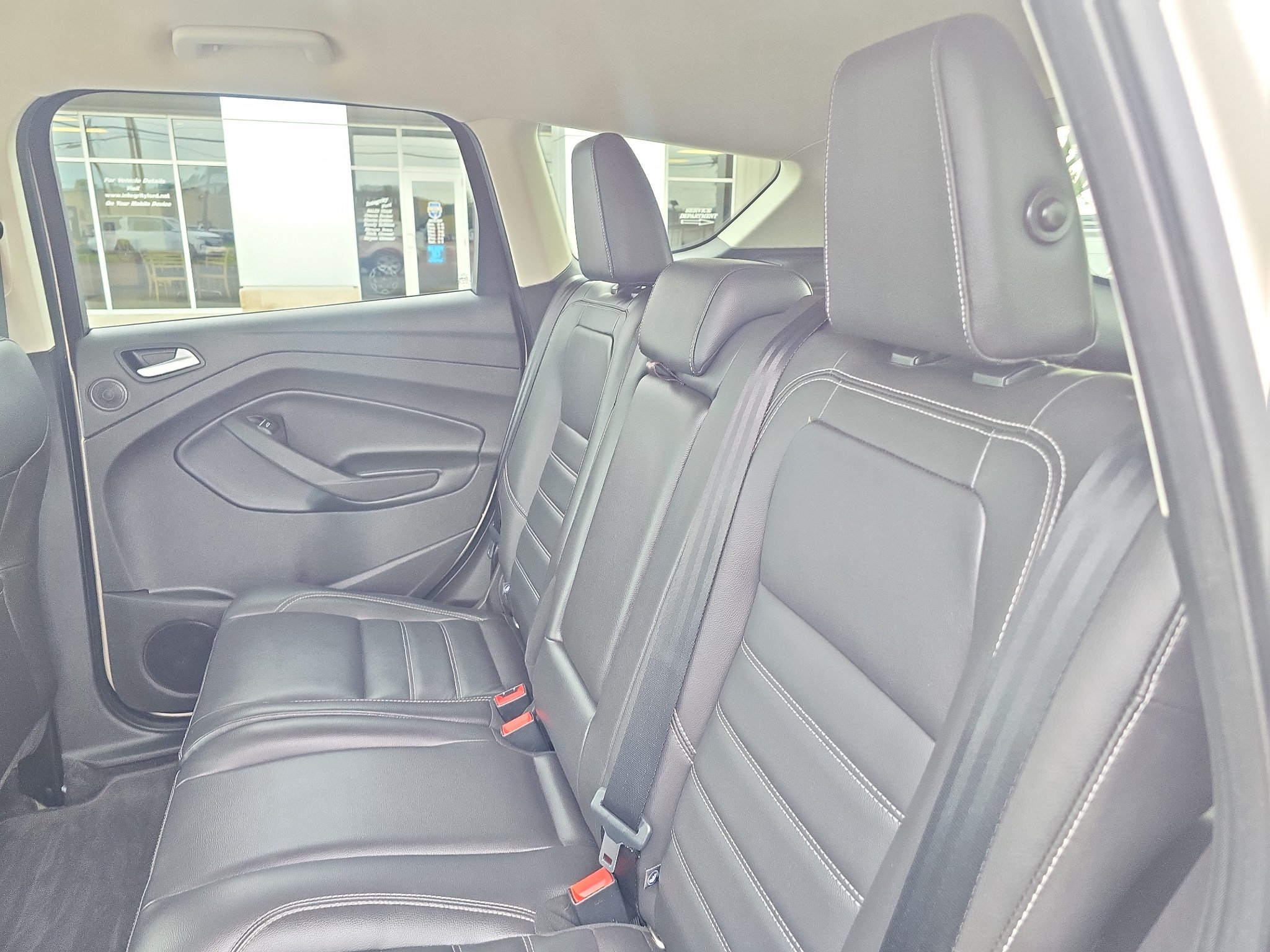 Used 2017 Ford Escape Titanium FWD image 16