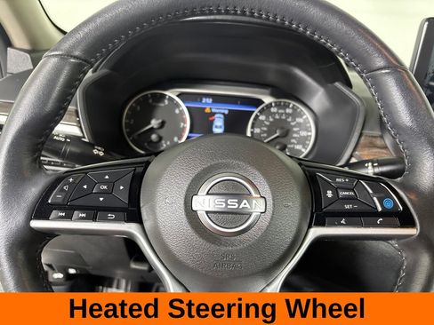Used 2024 Nissan Altima 2.5 SL FWD image 17