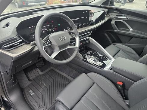 New 2025 Audi Q5 Premium Plus image 12