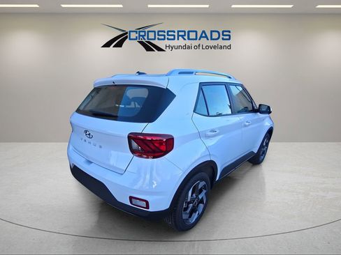 New 2025 Hyundai Venue SEL image 5