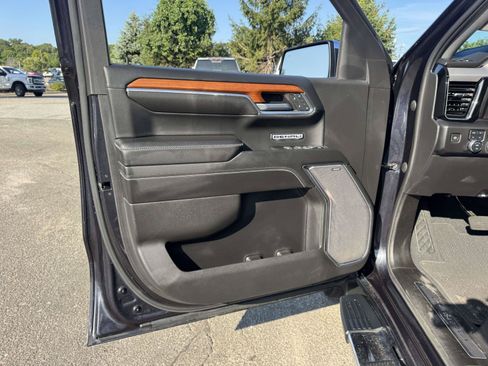 Used 2020 GMC Sierra 1500 Denali w/ Denali Ultimate Package AWD/4WD image 31