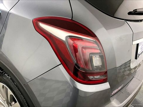 Used 2019 Buick Encore Preferred image 28