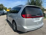 Used 2023 Chrysler Pacifica Limited FWD image 5