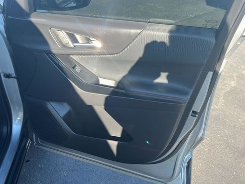 Used 2025 Chevrolet Equinox RS w/ Safety and Technology Package image 29