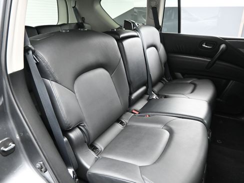 Certified 2024 Nissan Armada SV image 14