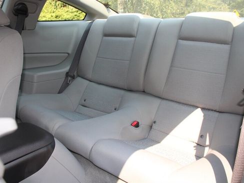 Used 2007 Ford Mustang Premium RWD image 14