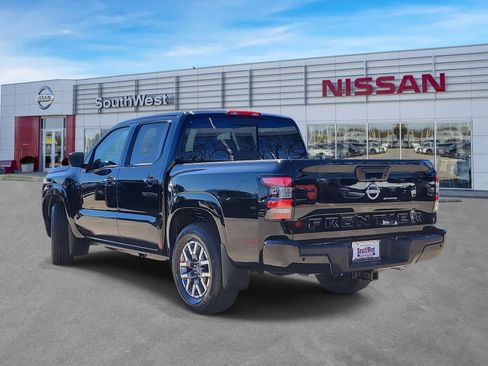 New 2026 Nissan Frontier SV RWD image 8