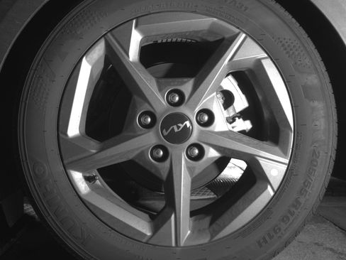 Used 2025 Kia K4 FWD image 14