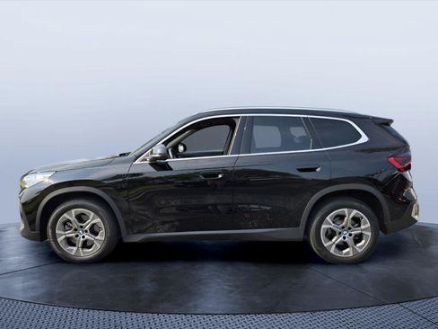 Used 2023 BMW X1 xDrive28i w/ Premium Package AWD/4WD image 3