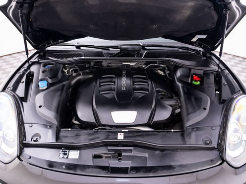 Used 2015 Porsche Cayenne Diesel AWD/4WD image 27