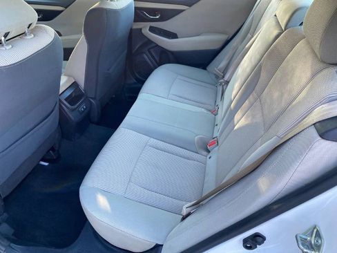 Used 2020 Subaru Legacy Premium image 8