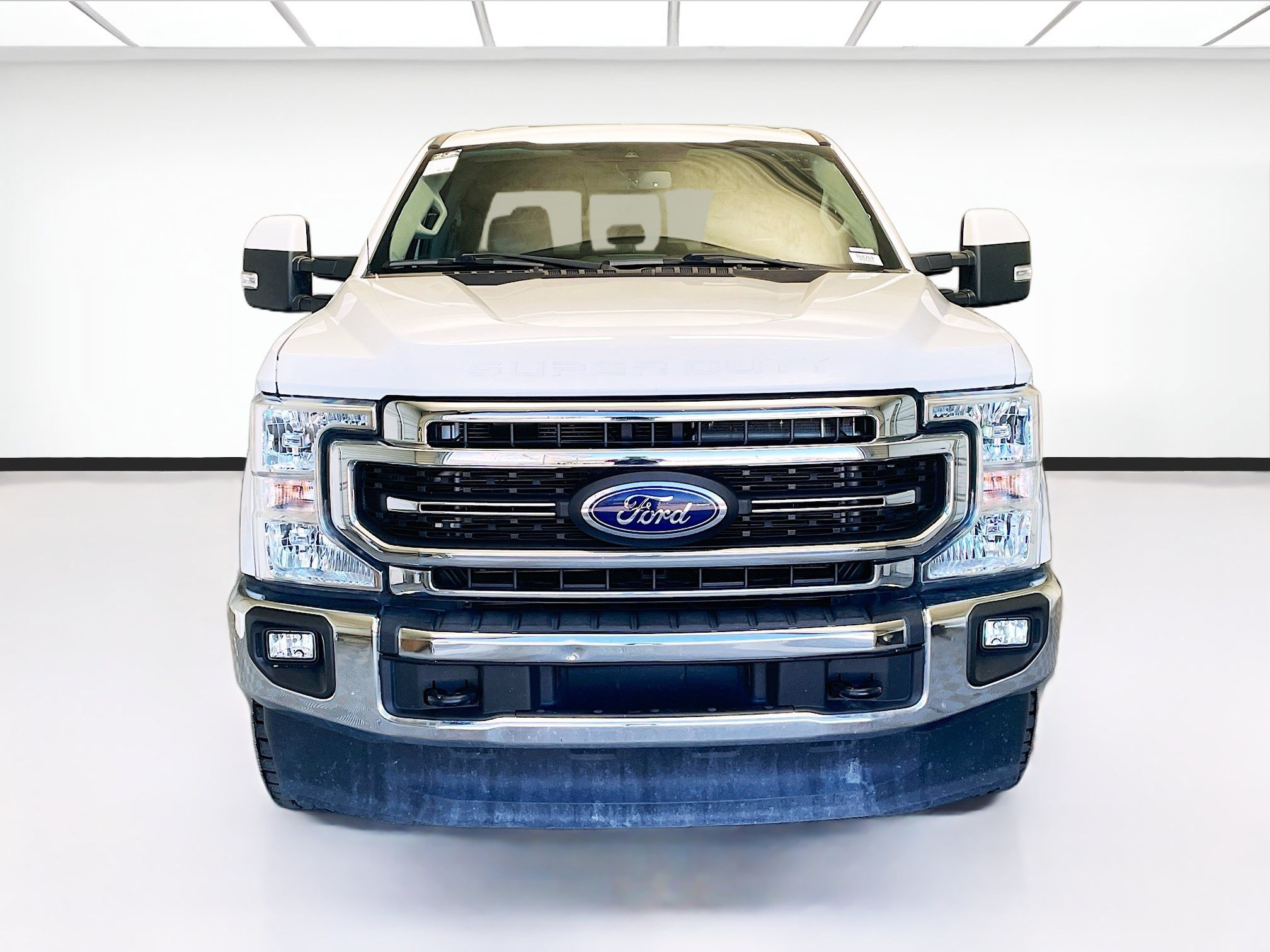 Used 2021 Ford F250 Lariat w/ Lariat Value Package AWD/4WD image 2