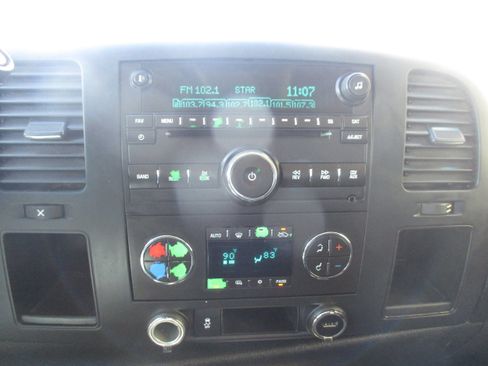 Used 2013 Chevrolet Silverado 1500 LT image 14