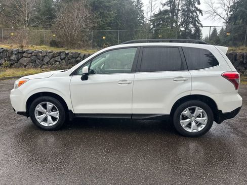 Used 2014 Subaru Forester 2.5i Limited image 2