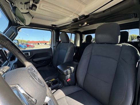 Used 2020 Jeep Gladiator Sport w/ Quick Order Package 24S image 20