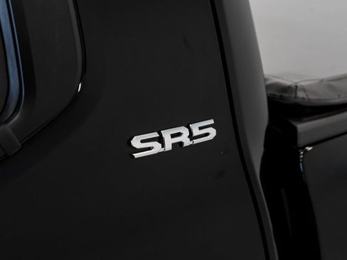 Used 2024 Toyota Tacoma 4x4 Double Cab image 10